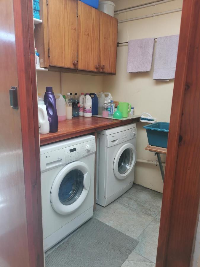 Eikepark Self Catering Appartement Stellenbosch Buitenkant foto